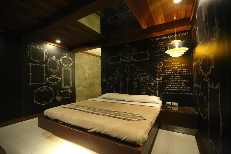 Victoria Court Suites Pasig Dış mekan fotoğraf